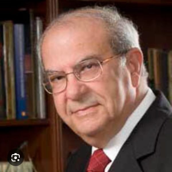 Solo puedo decir Gracias doctor Gustavo García de Paredes, por su humanidad y compromiso!