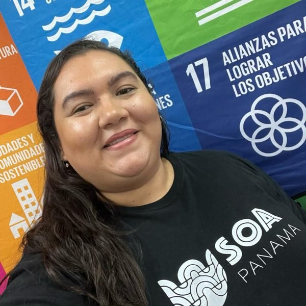 María Fernanda Carmona Bloise: Empoderando a los Conservacionistas del Mañana en el Proyecto de Lideres Darwin200