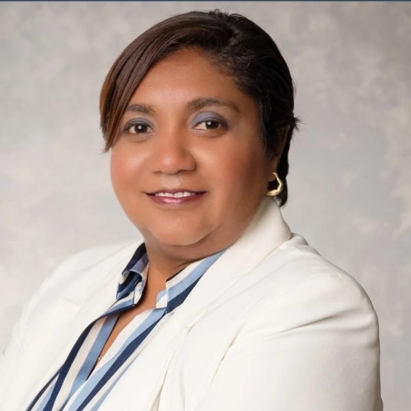 El consultor político es el cerebro detrás de un candidato