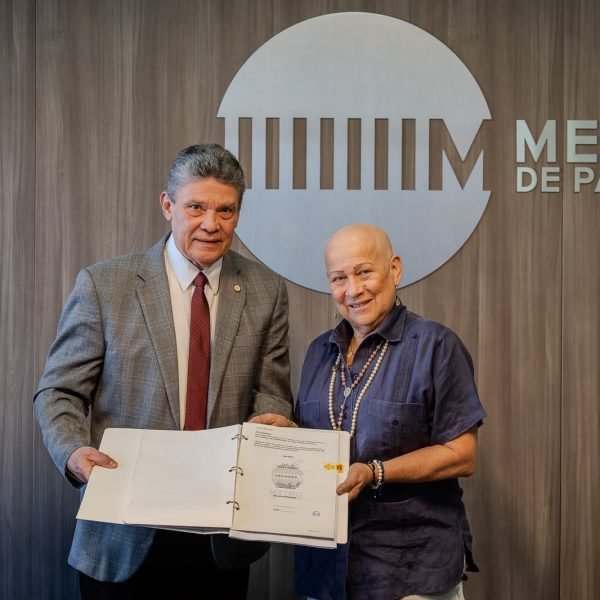 Metro de Panamá y Doppelmayr Panamá, firman contrato del Teleférico de Panamá y San Miguelito